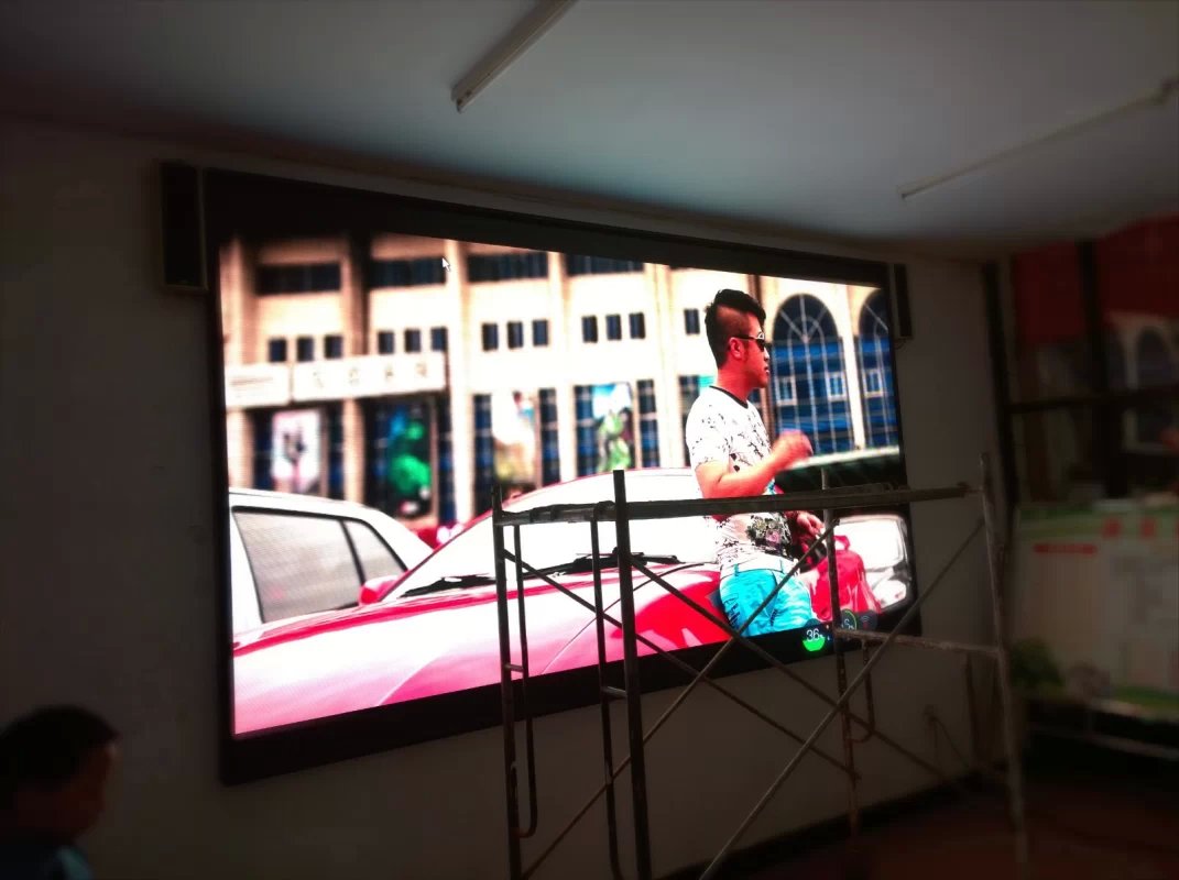 萬盛P3室內(nèi)全彩顯示屏